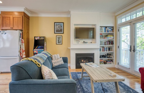 Seabrook House | Arcade, Kid + Dog Friendly, Seabrook Town Center Home, 5min. walk to beach