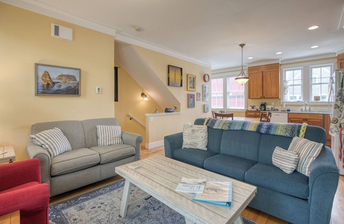 Seabrook House | Arcade, Kid + Dog Friendly, Seabrook Town Center Home, 5min. walk to beach
