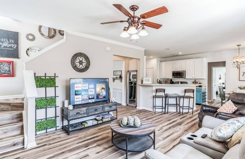 Winston - Salem House | Arcade Kid Friendly Firepit Grill HotTub