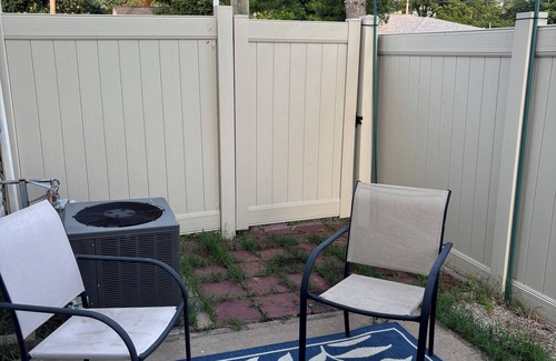 Evansville Condo | Arcade With Charming 2-Bedroom Condo In Evansville W/WiFi, AC & Patio!