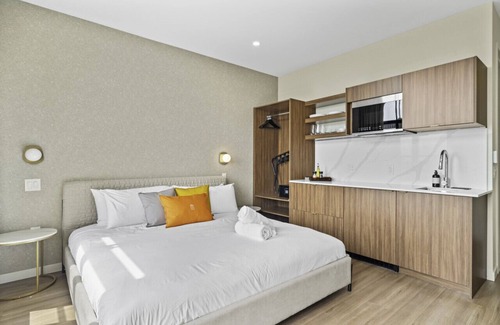 Old Montreal Hotel | Arcadia Hotel Boutique - Top Floor Room