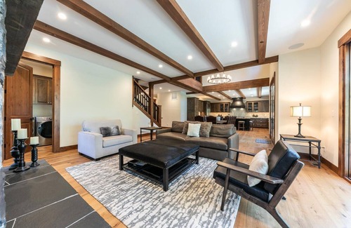 Comstock Acres House | Arcadia Manor by Tahoe Getaways - Newly Built West Shore - 5 BR w Wet Bar, EV Charger & A/C