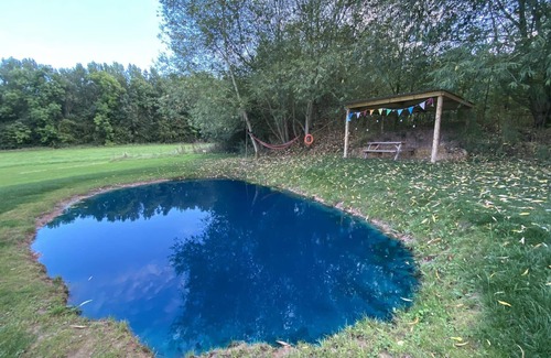 Wrexham RV Rental | Arcadia Safari Tent in Private 5 Acre Field
