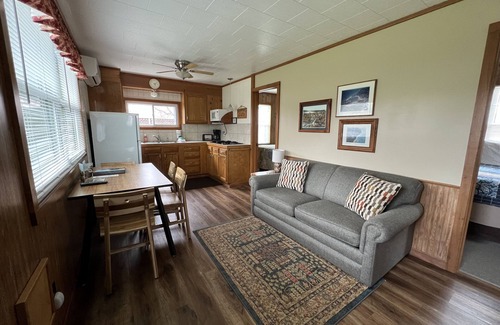 Arcadia Cottage | Arcadia Two Bedroom Family Cottage