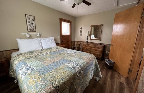 Arcadia Cottage | Arcadia Two Bedroom Family Cottage