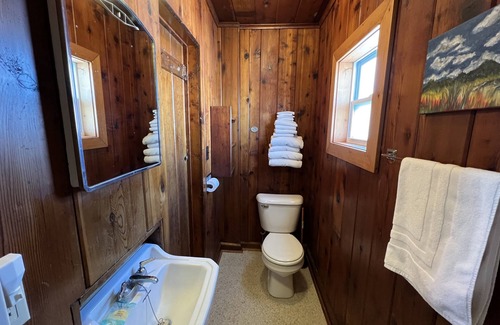 Arcadia Cottage | Arcadia Two Bedroom Rustic Cottage