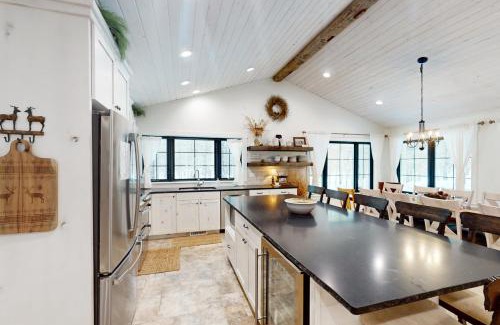 Island Park House | Arcadian Refuge