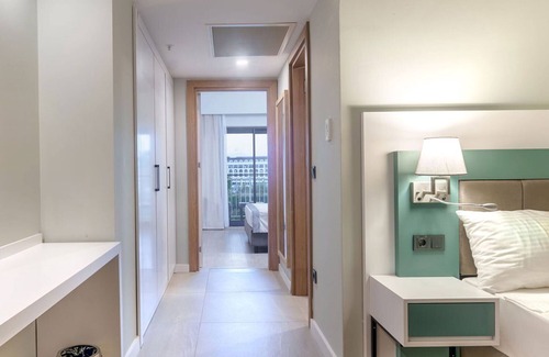 Side Hotel | Arcanus Hotels Trendline Side
