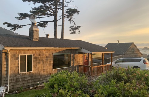 Arch Cape Cabin | ARCH CAPE - BEACHSIDE of 101 with Ocean View and Steps from Easy Beach Access