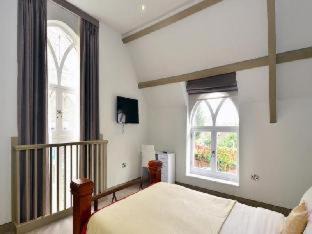 Junction Apartment | Arch Hotel