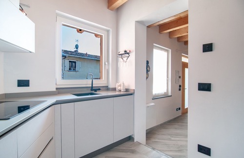 Sulzano Apartment | Archangel Holiday Homes - Raphael