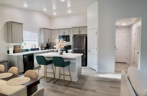 Nampa House | Archi- MCM Modern