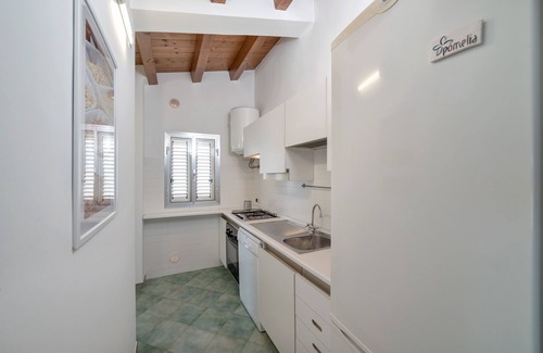 Marina di Ragusa Apartment | Archimede, central apartment with view in Marina di Ragusa
