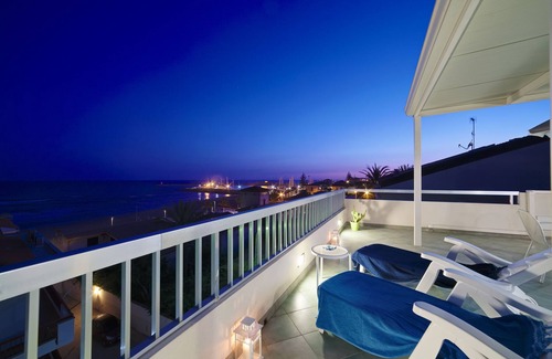 Marina di Ragusa Apartment | Archimede, central apartment with view in Marina di Ragusa