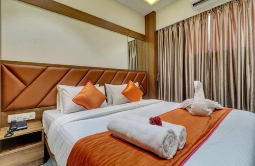Vashi Hotel | Archit By Glitz Hotels