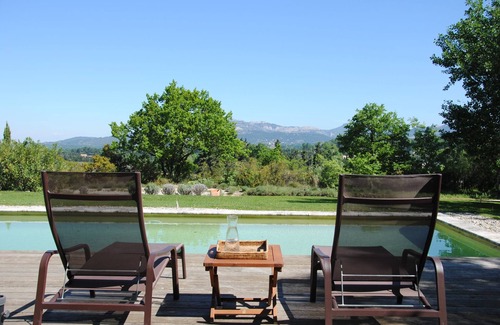 Loriol-du-Comtat House | Architect-designed home w superb views of Mont Ventoux, Dentelles de Montmirail