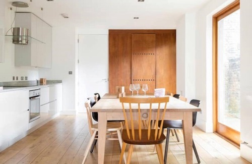St. Helen's House | Architect Designed 4 bedroom house with parking