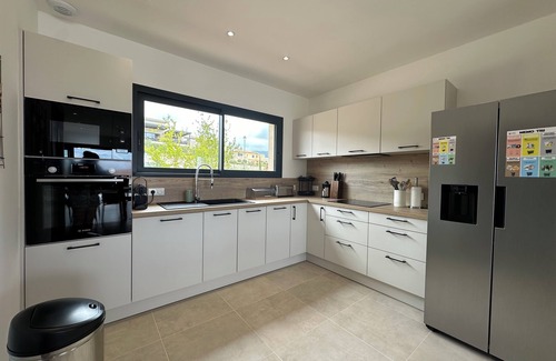 Palasca Villa | ARCHITECT-DESIGNED VILLA - 10 PEOPLE - 5 BEDROOMS