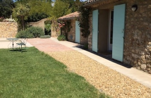 Lorgues Apartment | Architect's converted olive mill in historic town with garden and heated pool