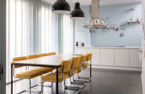 Gentbrugge House | Architectural House Near City Center - 20min Walk