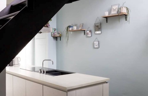 Gentbrugge House | Architectural House Near City Center - 20min Walk