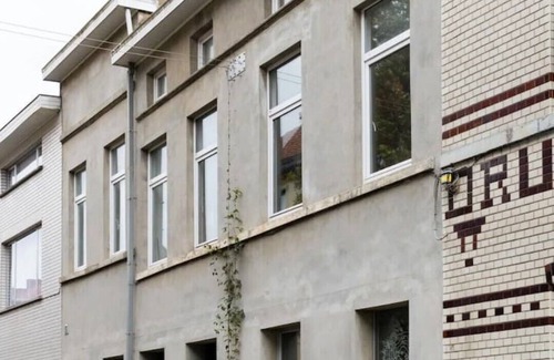 Gentbrugge House | Architectural House Near City Center - 20min Walk