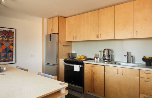 Fairmount House | Architectural Loft Near TCU + Top Restaurants