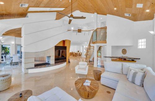 Nurmi Isles House | Architectural Masterpiece Venice of America Riverside View Access Nurmi Key RESlDENCES