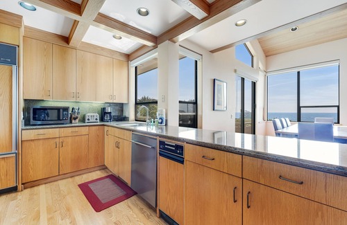 Sea Ranch House | Architectural stunner with pool, ocean view, private hot tub & deck - near trail