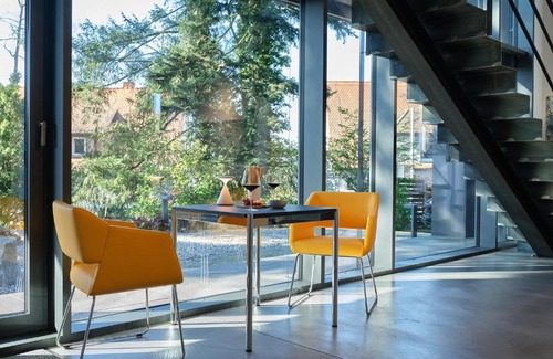 Erbach House | Architektenhaus Hello in Erbach mit High End Interieur zentral aber ruhig