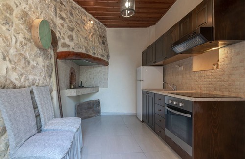 Impros Villa | Archodiko villa for 10 guests,Private pool,Near Sfakia