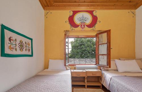 Monodendri Apartment | Archontiko Rapti Stone Traditional House