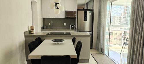 Andorinha Apartment | arcos da Lapa · Apto 3 suítes e churrasqueira