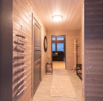 Sennesvik House | Arctic Oasis Haven