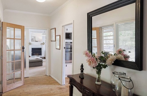 Red Hill South House | Ardbrae Countryside Tranquility Charming Cottage