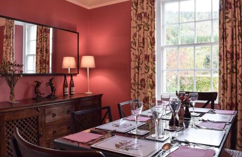 Aberfeldy House | Ardchoille Cottage