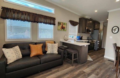 River Ranch Cottage | Ardi's Rustic Retreat at River Ranch! 112