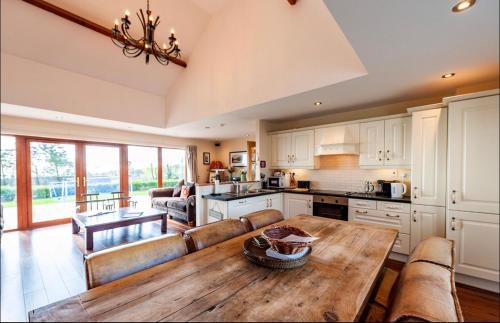 Kinsale House | Ardkilly Ridge, Kinsale Town,Sleeps 8