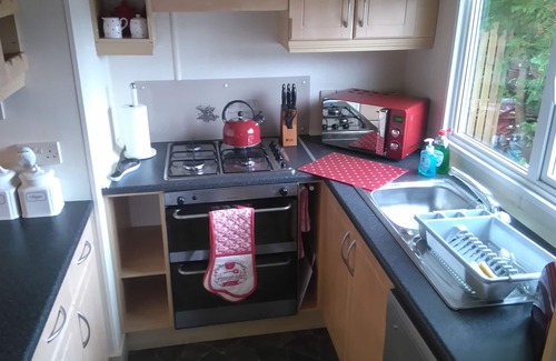 Arrochar Ski Chalet | Ardmay Chalet, Arrochar, stunning lochside location Free Kayaks and SUPS