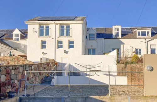 Ballantrae House | Ardstinchar Mews