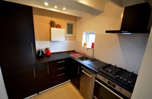 Portnalong House | Ardtreck-Your Private SAUNA,HILL,Wood burner&more
