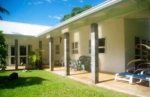 Muri House | Are Meika (Banana House)