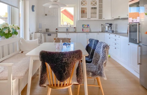 Varberg Municipality House | Are you dreaming of a relaxing family vacation close to the water?