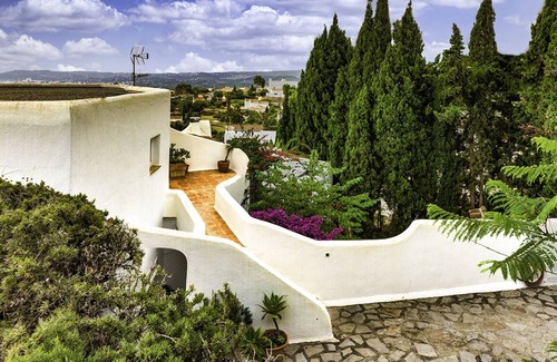 Javea Apartment | Are you looking for something unique for your well-deserved holiday? An exceptional holiday home? Then this is your ideal holiday destination… .