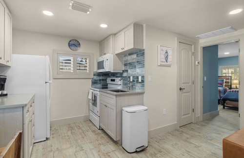 Captiva Cottage | Are you looking for a quaint fishing village in the heart of Captiva Island? - Jensen's Cottage #04
