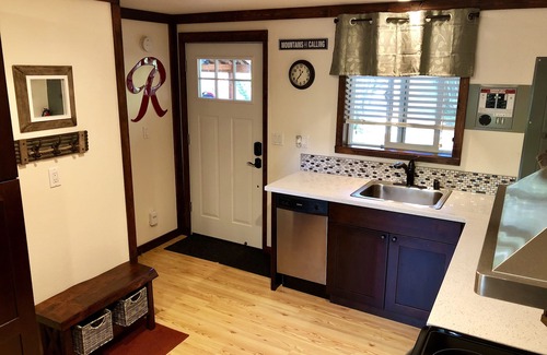 Paradise Estates Cabin | AREA FAVORITE! Stunning Creek-Front Cabin, Just Minutes From Mt. Rainier!