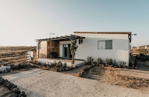 Valle de Guadalupe House | ARENA 5 BEDROOM PRIVATE COMPLEX