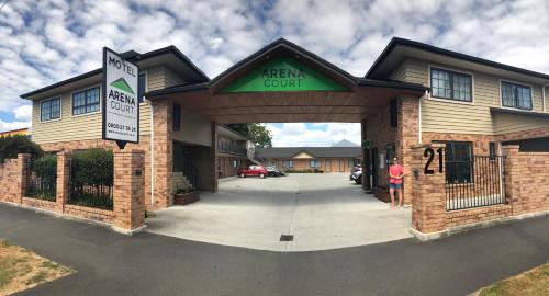 Hamilton Hotel | Arena Court Motel