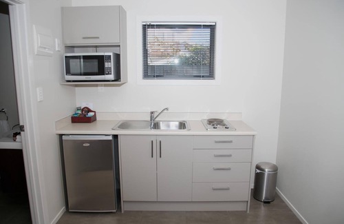 Hamilton Hotel | Arena Court Motel