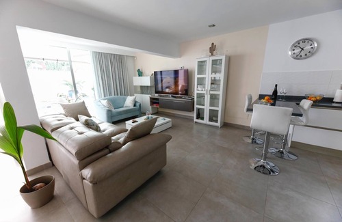Playa del Ingles Villa | ArenaMar. 5 minutes from the beach.